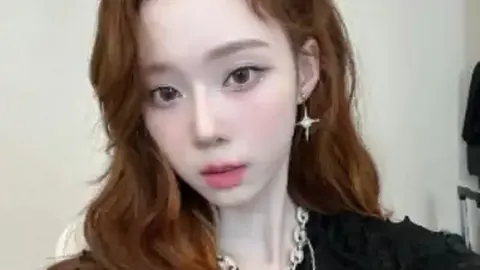 “揭秘亚冬会花样滑冰选手备战：中国代表团首训亮点抢先看”